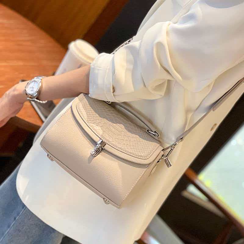Versatile crossbody bag